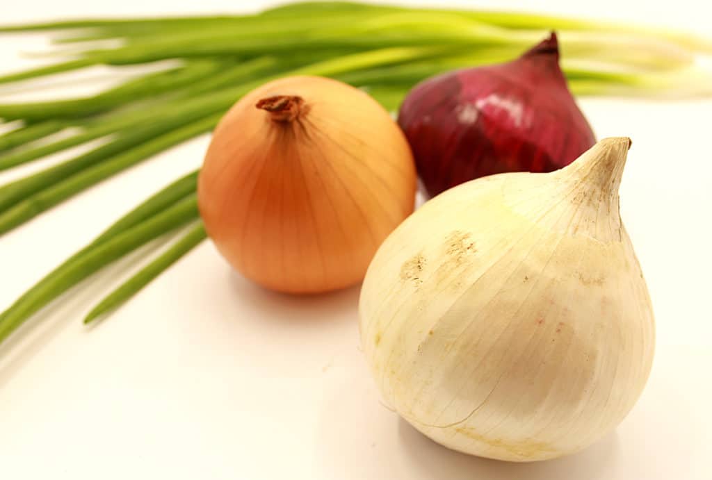 why you must use onion juice for hair growth